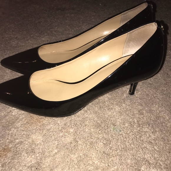 Michael Kors Shoes - Michael Kors Patent Leather Kitten Heel, Size 8.5